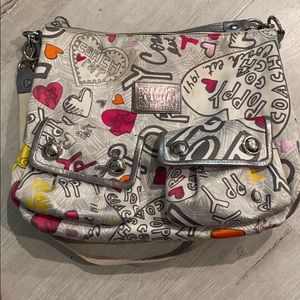 Coach Poppy Graffiti Pocket Hobo slightly worn